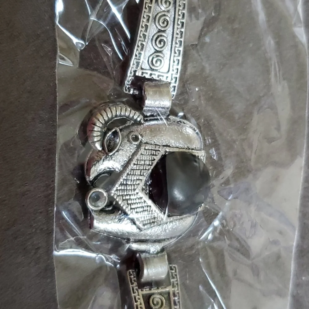 Metal Elephant Semi-Precious Stone Bracelet
